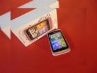 HTC Wildfire S scos din cutie În varianta feminină... roz (Video)