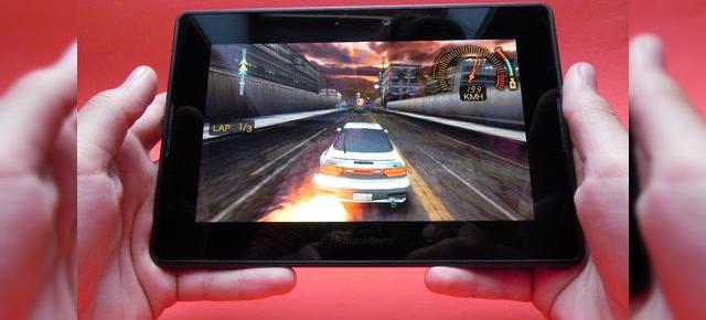 Review BlackBerry PlayBook - o alternativă pentru iPad, dependentă de smartphone BlackBerry (Video)