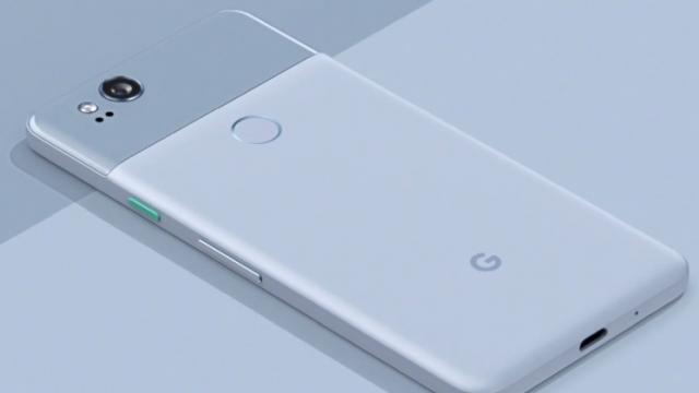 <b>Problemă nouă pentru telefoanele Google Pixel 2: microfoanele rămân pe mut; Se rezolvă ca pe vremea consolelor NES</b>Când credeam că am scăpat de problemele lui Pixel 2 XL asociate ecranului, apare un nou defect descoperit de către posesorii telefoanelor. De această dată se pare că microfoanele de la bordul terminalelor rămân pe mut în anumite cazuri