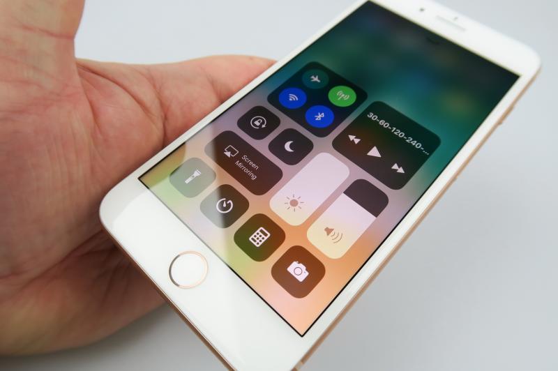Apple iPhone 8 Plus - Galerie foto Mobilissimo.ro: Apple-iPhone-8-Plus_088.JPG