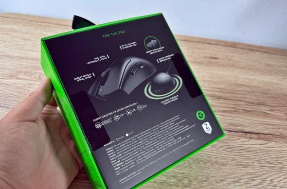Razer DeathAdder v4 Pro - Unboxing: Razer-Deathadder-v4-Pro-Unboxing_002.jpg
