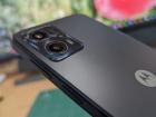 Motorola Moto G13: Design prezentabil și spate mat arătos, chiar dacă vorbim de policarbonat