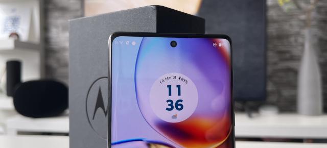 Motorola Edge 40 Pro: Baterie pentru seriale de văzut în maraton, cu o încărcare ultra rapidă pentru oameni mereu pe fugă