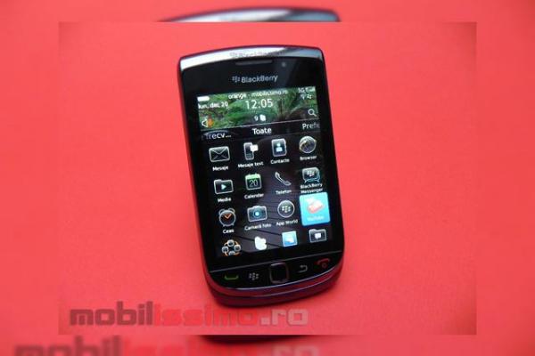 Recenzie BlackBerry Torch - cum Întâmpinăm BlackBerry OS 6.0 În România (Video)