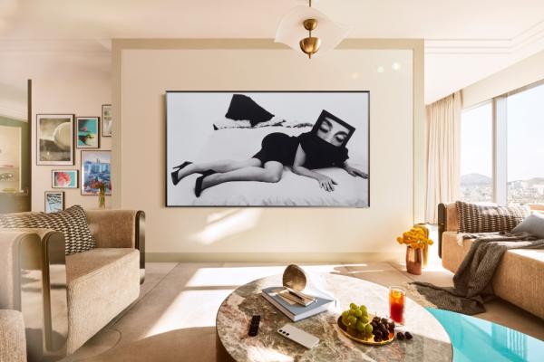 Samsung și Art Basel lansează cea mai extinsă colecție digitală de artă contemporană pe Samsung Art Store; 38 de lucrări curatoriate disponibile acum pe televizoarele The Frame