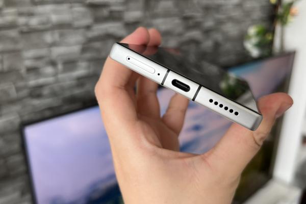 REDMAGIC 10 Air: Conectivitate adaptată pentru gaming mobil competitiv