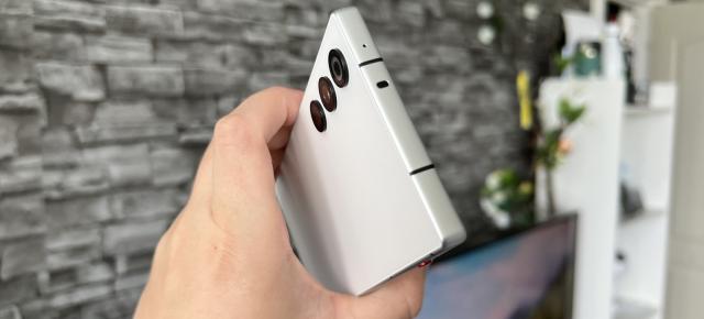 REDMAGIC 10 Air: Designul cel mai subțire și manevrabil (pentru un telefon de gaming)