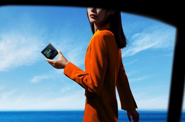 Motorola RAZR 2022 - Fotografii oficiale: Motorola-RAZR-2022_003.jpg