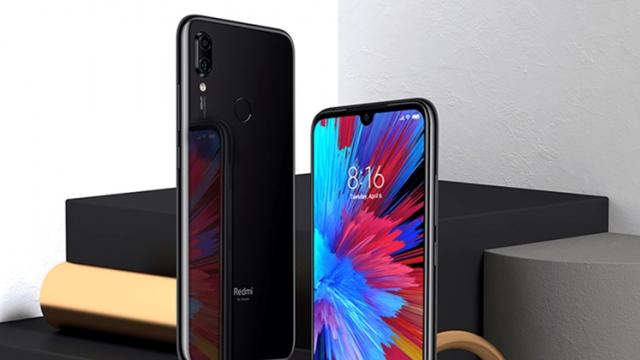 <b>Xiaomi Redmi Note 7S debutează oficial cu o cameră foto de 48 de megapixeli în spate</b>Xiaomi extinde gama de produse Redmi prin intermediul modelului Redmi Note 7S. Acesta tocmai a debutat oficial în India şi este practic un Redmi Note 7 care primeşte o cameră de 48 de megapixeli (versiunea din India