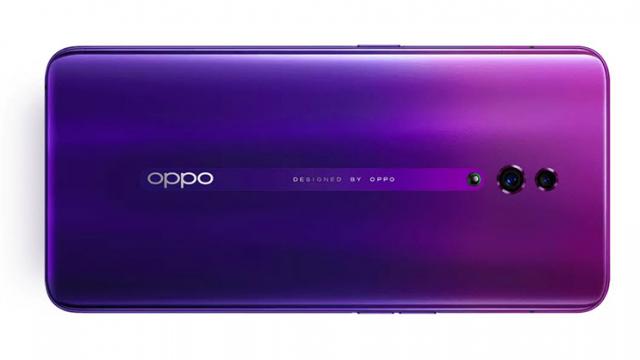 <b>Preț și disponibilitate Oppo Reno în România</b>Finalul lunii mai și al primăverii marchează iată sosirea pe plan local a unor smartphone-uri mai exotice, un exemplu fiind și Oppo Reno - telefonul cu senzor selfie pop-up ce adoptă forma unei "aripioare de rechi"