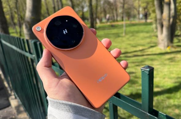 OPPO Find X9 Ultra - Galerie foto Mobilissimo.ro: OPPO-Find-X9-Ultra-Design_ (17).jpg