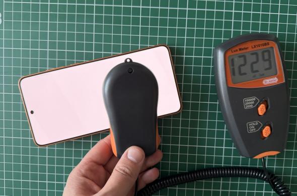 Luminozitate display - OPPO Find X9 Ultra: Photo 15-04-2026, 16 07 07.jpg