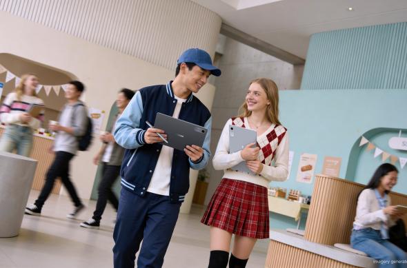 Lenovo propune tablete cu inteligență artificială pentru educație: 01_Idea_Tab_Pro_Gen2_Portability.jpg