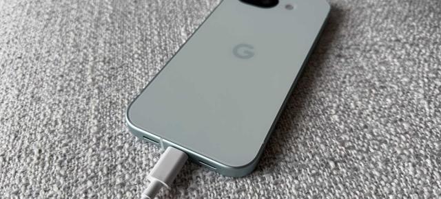 Update-urile din martie și aprilie creează probleme pe Pixel; Autonomia scade vizibil pe seriile Pixel 6, 7, 8, 9 și 10