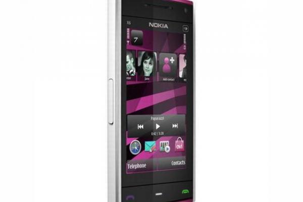 Nokia X6 16GB va sosi intr-o varianta roz; va costa 350 EUR
