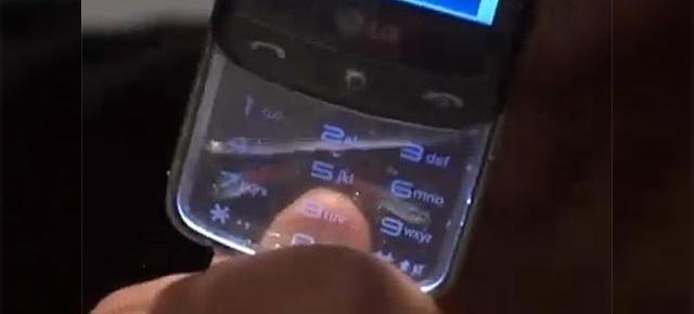LG GD900 Crystal, un telefon transparent cu... pestisor incorporat