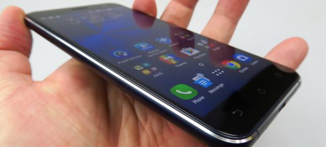 ASUS ZenFone 3 (ZE520KL) Review
