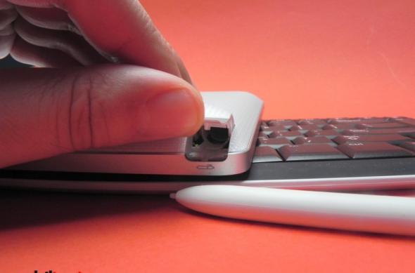 ASUS Eee Slate B121 Review/Windows 8 Developer Preview - o privire asupra unei tablete business, cu viitorul Windows la pachet (Video): asus_eee_slate_b121_mobilissimo_22.jpg