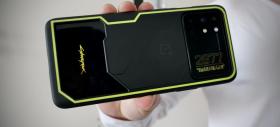 OnePlus 8T Cyberpunk 2077 Edition este acum oficial; Vine cu un modul foto uriaș, husă personalizată și un design futurist