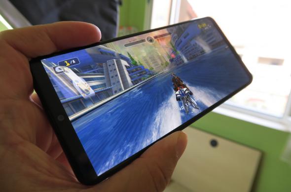 Samsung Galaxy A31 - Galerie foto Mobilissimo.ro: Samsung-Galaxy-A31_054.JPG