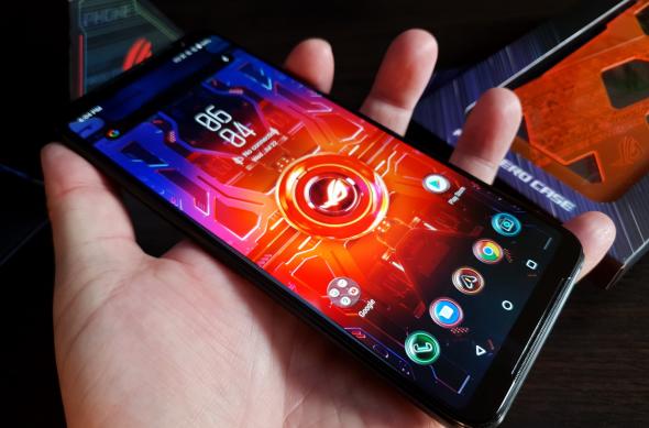 Luminozitate ecran ASUS ROG Phone 3: ROG-Phone-3_044.jpg