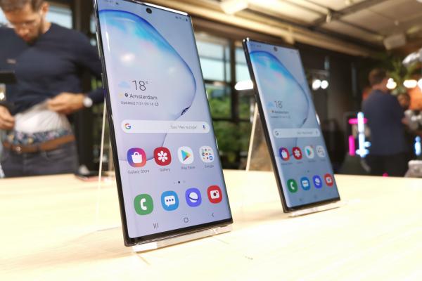 Turul Magazinelor #790: Galaxy Note 10+ şi Huawei P40 Pro la oferte Black Friday Altex, sistem PC Școala Online la PC Garage