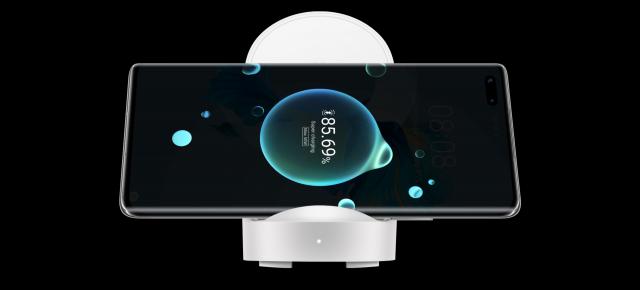 Huawei lansează două încărcătoare wireless de 50W (pentru acasă și mașină) și un alimentator auto de 66W pe fir