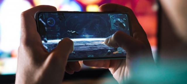 Motorola Moto G 5G a sosit: telefon 5G accesibil cu noul procesor Snapdragon 750G 5G, cameră triplă