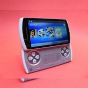 Review Sony Ericsson Xperia Play - telefonul PlayStation, accesoriu de nelipsit pentru gameri (Video)
