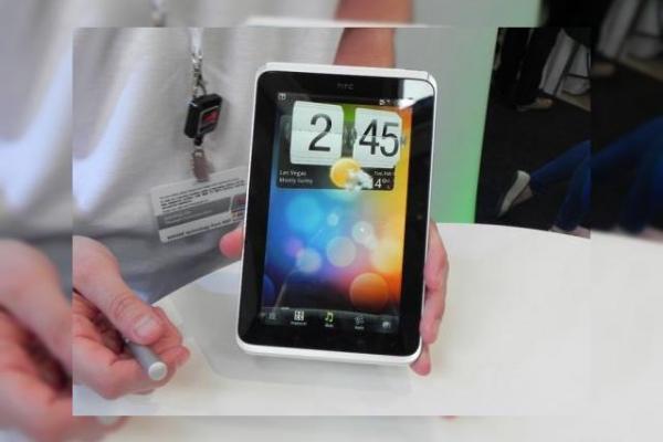 MWC 2011: Tableta HTC Flyer, surprinsă În acțiune la standul HTC (Video)