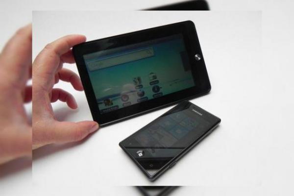 Review Allview AllDro - tableta românească cu preț redus și comportament de gadget low end (Video)