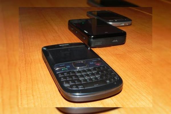 Telefoane din nișe diferite - Nokia C3-00, LG Optimus One P500, Nokia N900