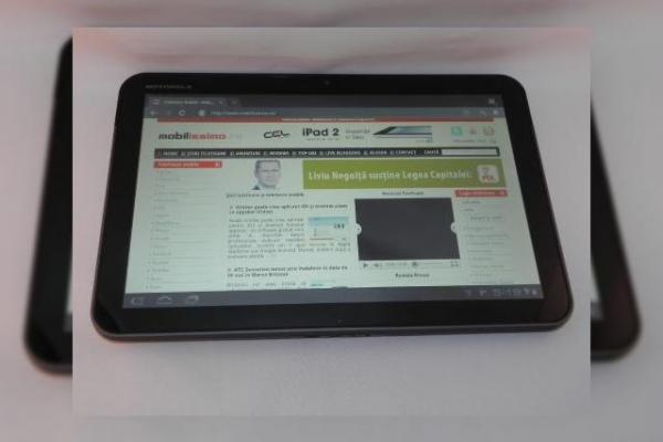 Motorola Xoom - Android la maxim