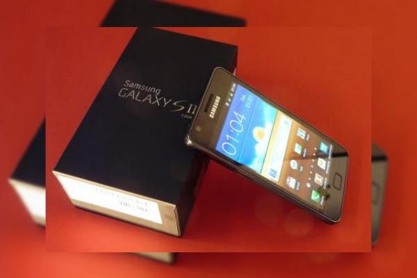 Samsung Galaxy S II "decolează" din cutie pe masa de teste - Unboxing Mobilissimo.ro (Video)