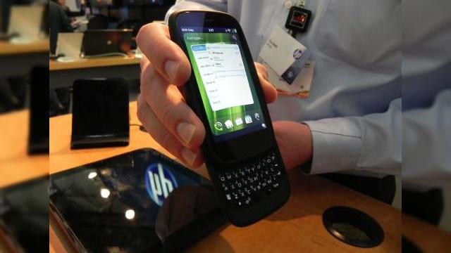 <b>MWC 2011: HP Pre 3 analizat În Barcelona, vine cu procesor de 1.4 GHz (Video)</b>Printre telefoanele pe care le-am analizat în Barcelona, în cadrul Mobile World Congress 2011 se numără și HP Pre 3, fructul colaborării dintre HP și Palm. Vă reamintim că Palm a fost achiziționată de Palm anul trecut, astfel că webOS este...
