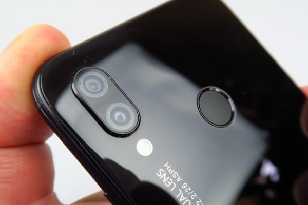 Mini Turul Magazinelor #50: Huawei P20 Lite pe la 900 lei, set bucătărie la preț similar și laptop gaming la sumă corectă