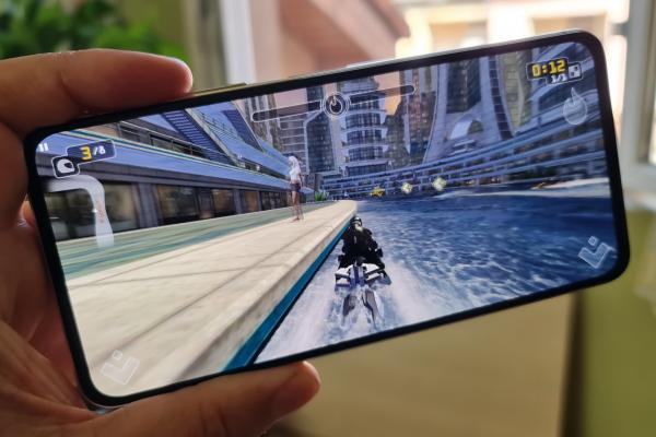 ASUS ZenFone 7 Pro: Conectivitate 4G, 5G, WiFi 6