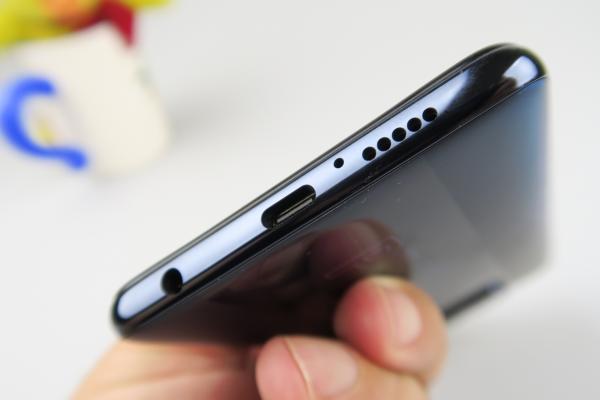 Poco X3 Pro: Sunet stereo de calitate, dar cu inconsistență între difuzoare