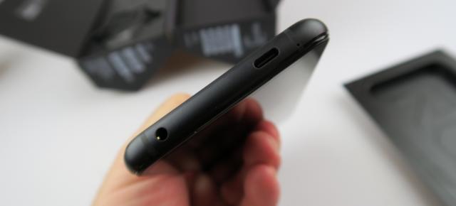 ASUS ROG Phone 5 Pro: Baterie de 6000 mAh pusă în dificultate de Snapdragon 888, dar se încarcă rapid
