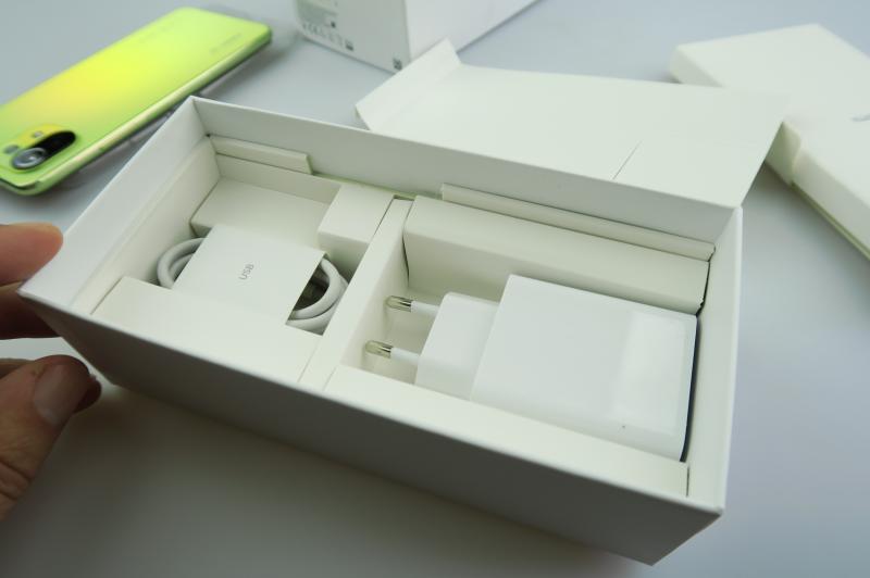 Xiaomi Mi 11 Lite 5G - Unboxing: Xiaomi-Mi-11-Lite-5G-04.jpg