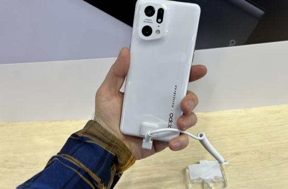Fotografii Hands-On OPPO Find X5 Pro: OPPO-find-X5-Pro_010.jpg