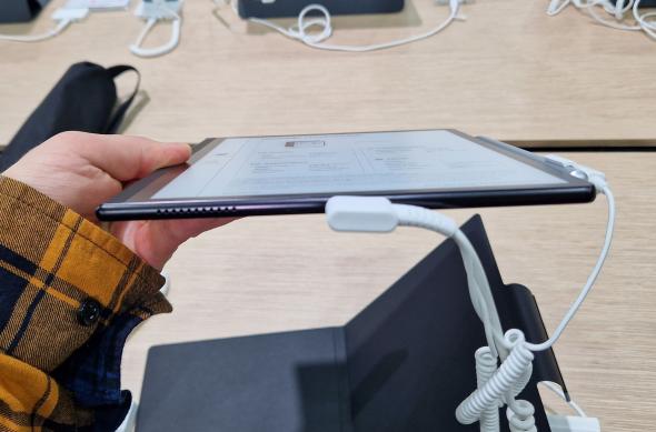 Huawei MatePad Paper - Fotografii Hands-On: HUAWEI-MatePad-Paper_011.jpg