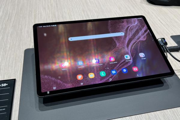 MWC 2022: Samsung Galaxy Tab S8+ Prezentare Hands-on - tabletă flagship gata de productivitate cu S Pen la posturi (Video)