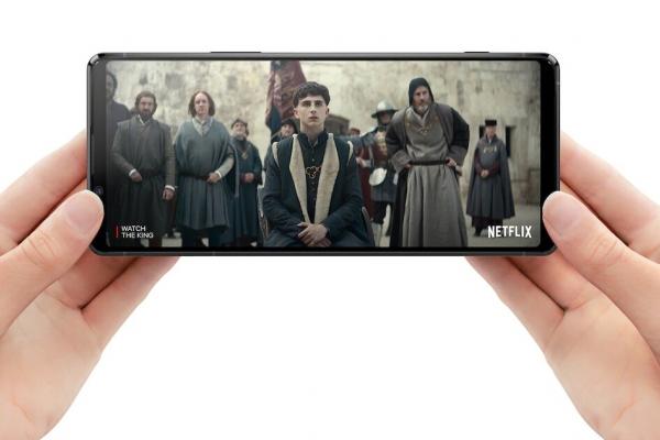 Sony aduce Android 12 pe alte două telefoane din portofoliu: Xperia 1 II și Xperia Pro