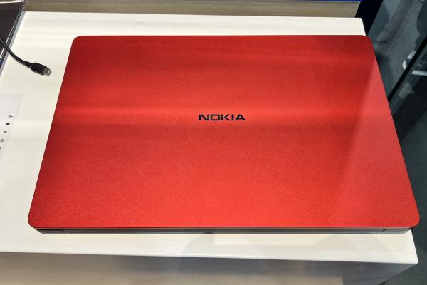 Nokia PureBook 15 Pro / 17 Pro - Fotografii MWC 2022