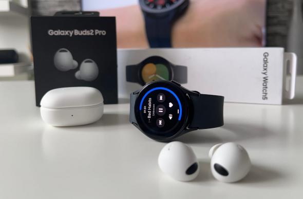 Fotografii Galaxy Watch5 + Galaxy Buds2 Pro: Samsung-Galaxy-WATCH5-Galaxy-Buds2-Pro_025.jpg