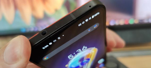 ASUS ZenFone 9: Acustica stereo cu egalizare avansată, fără record la volum