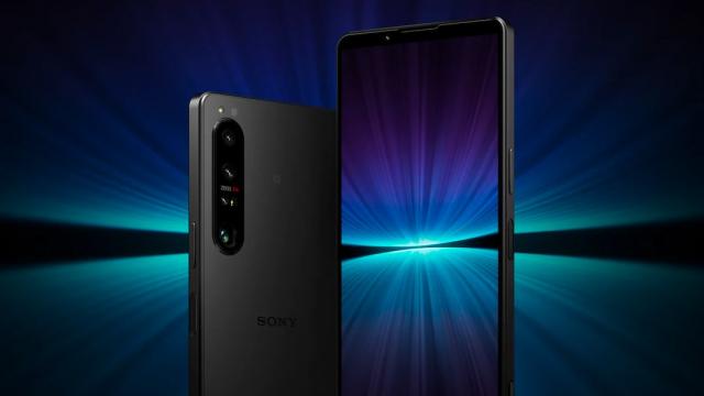 <b>Sony Xperia 5 IV se lansează oficial azi; Iată cum vezi live evenimentul de la ora 10:00 (ora României)</b>Mâine pe data de 1 septembrie avem notat în calendar un eveniment important marca Sony, cel în care gigantul japonez va anunța lansarea flagship-ului său de toamnă numit Sony Xperia 5 IV. Acesta este o versiune mai compactă a lui 