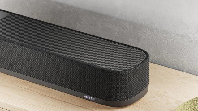 <b>IFA 2022: Sennheiser anunță noul soundbar Ambeo Plus 7.1.4, cu 1000 de dolari mai ieftin decât varianta anterioară</b>Și cei de la Sennheiser sunt prezenți la târgul de tehnologie IFA 2022 din Berlin, acolo unde au adus un soundbar interesant numit Ambeo Soundbar Plus. Un prim detaliu care atrage atenția este acela că prețul noului model este cu 1000 