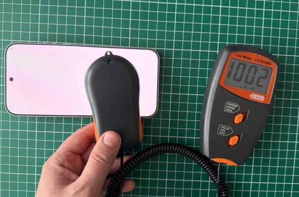 Xiaomi 17 Ultra - Test ecran: Luminozite (4).jpg